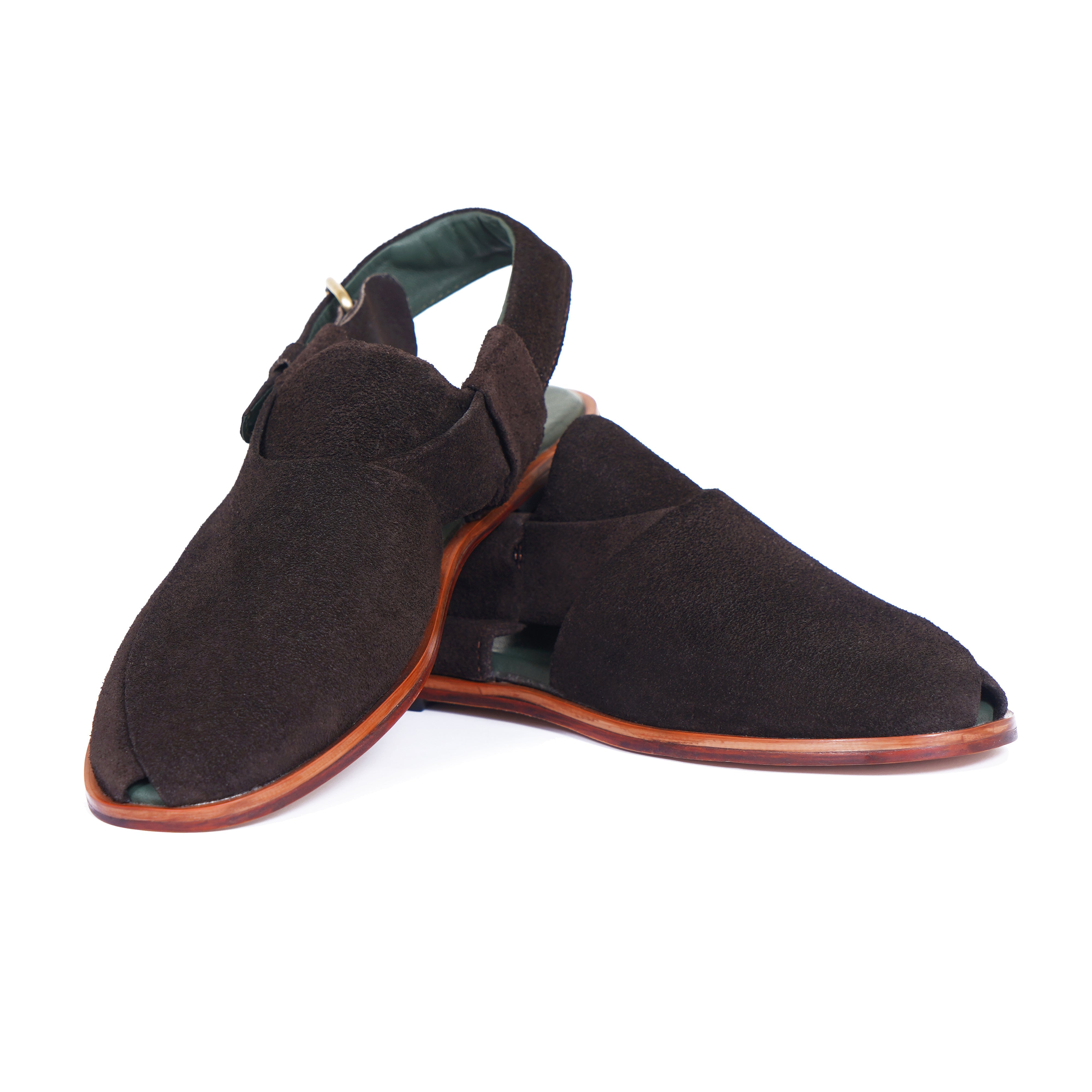 Handmade vs. Machine-Made: The Art of Crafting Peshawari Chappals